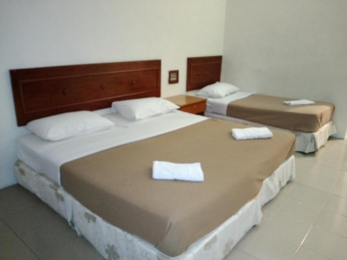 Pangkor Bay View Beach Resort Кампунг-Телук-Нипах Экстерьер фото