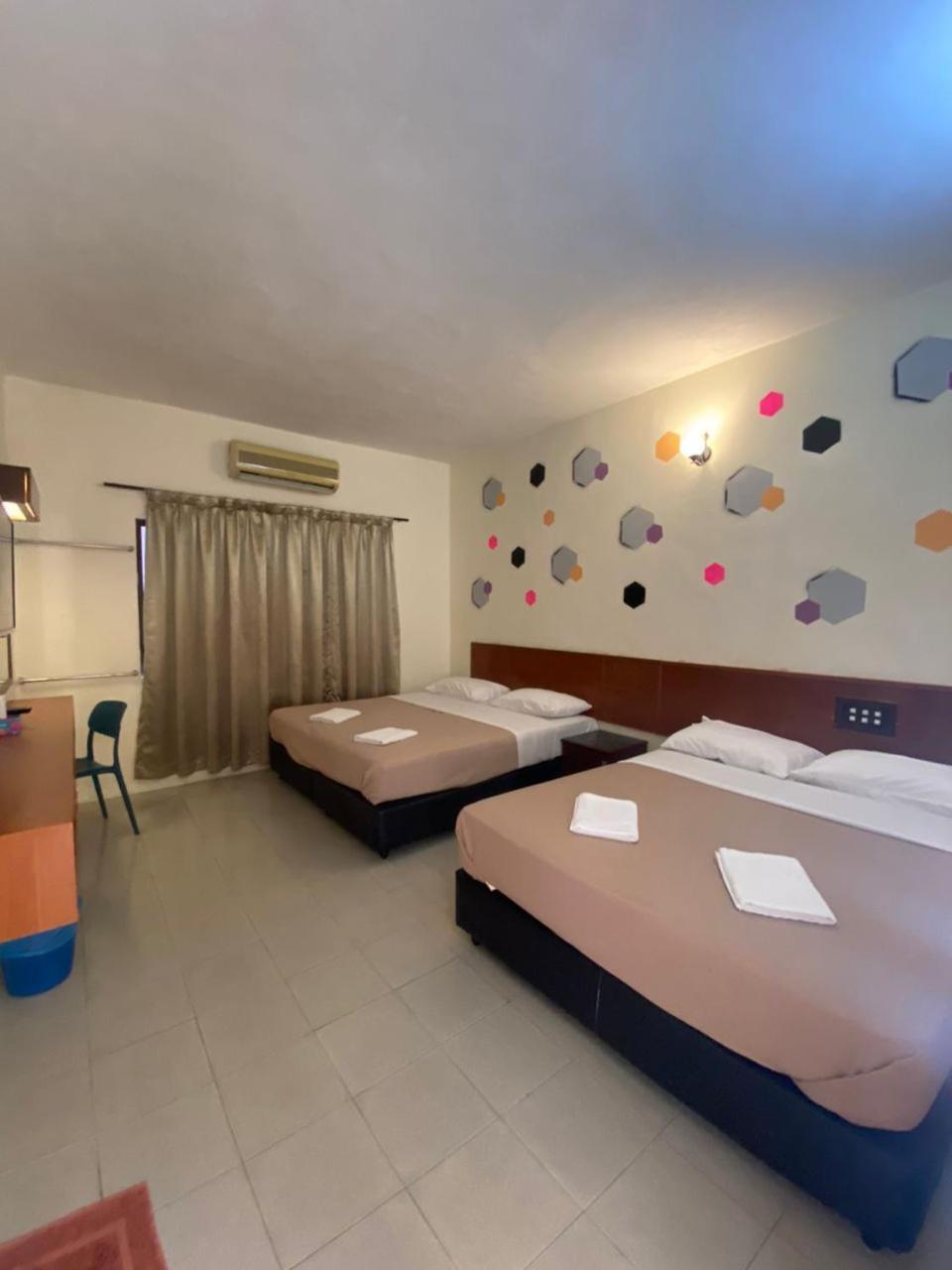 Pangkor Bay View Beach Resort Кампунг-Телук-Нипах Экстерьер фото