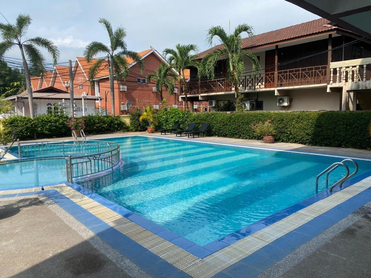 Pangkor Bay View Beach Resort Кампунг-Телук-Нипах Экстерьер фото